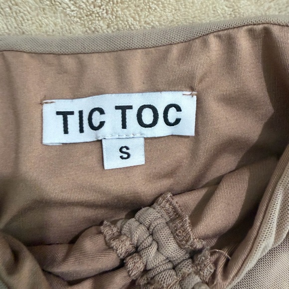 Women's Tan Ruched Top - Picture 2 of 3